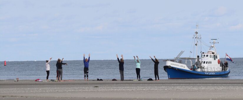 Yoga op het Wad